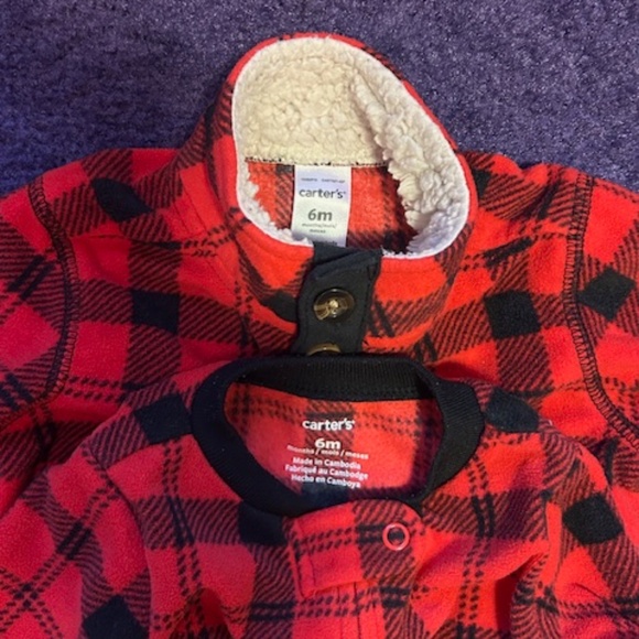 Carter's buffalo plaid footed pajama and pullover jacket set - Size 6 months - Picture 5 of 5